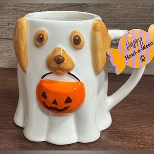 Super Cute 🥰 Dog 🐶 Ghost 👻 holding a pumpkin 🎃 in his mouth Mug - NEW